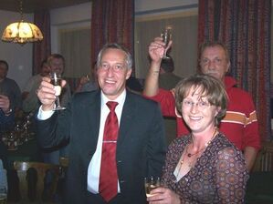 Ein gelöster Stefan Göcking mit Gattin Simone