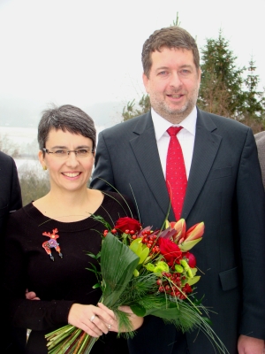 Der SPD-Herausforderer um das Amt des Landrats JÖRG NÜRNBERGER mit seiner Gattin Veronika.
